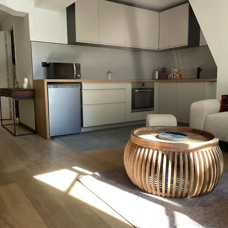 Mc Briand Cmz Place-ducale Charleville-Mezieres